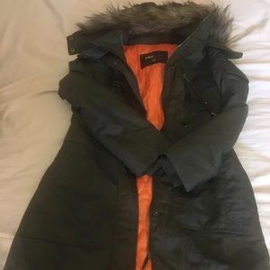 Miss Sixty army green (removable) faux fur collar parka. mid weight. Size Small